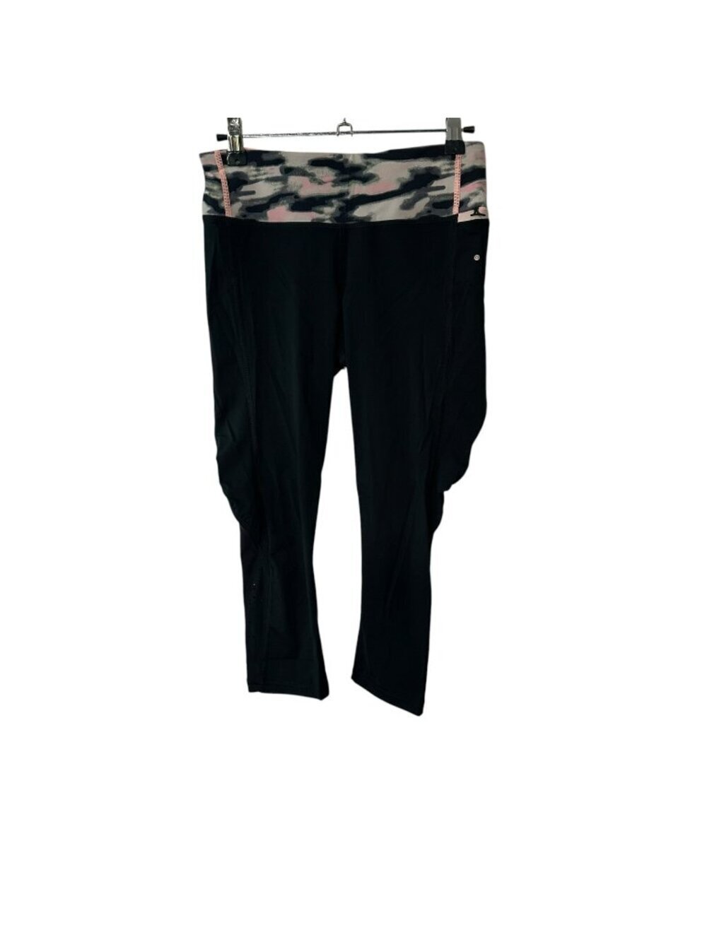 Lululemon Water Bound Crop Pants Women’s Size 4 Run Swim Black Wamo Camo UPF 50+